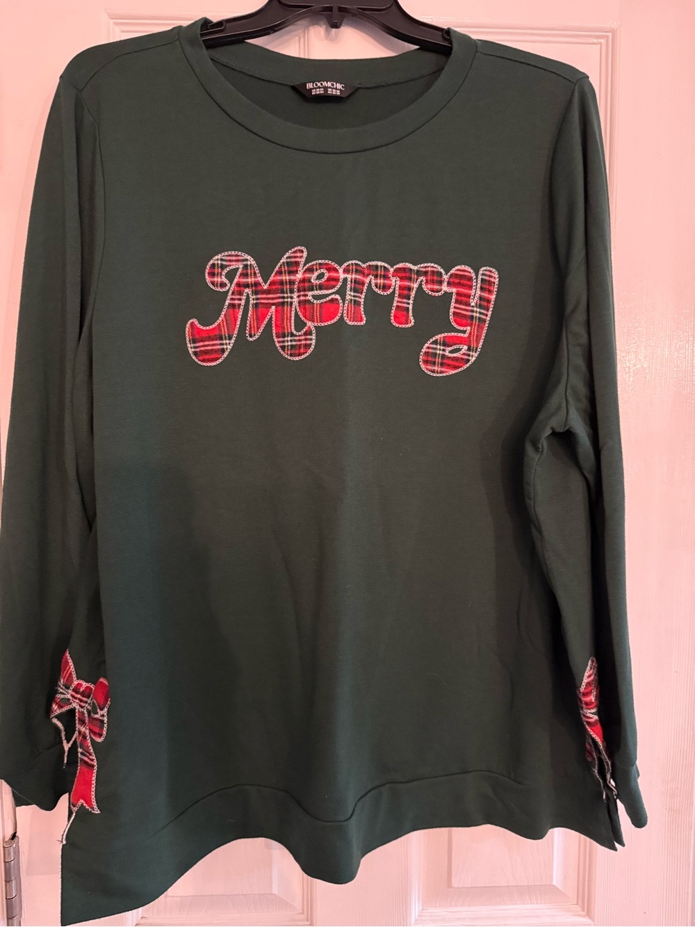 BloomChic Forest Green 'Merry' Plaid Applique Sweatshirt